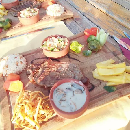 מלון דירות Turtle Apart 2*