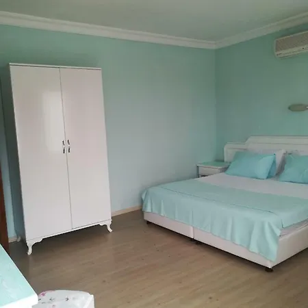 Turtle Apart Hotel apartamentowy Fethiye